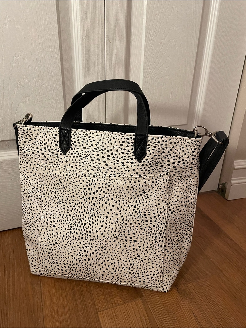 thirty-one Window Shopper LE in Spotty Print